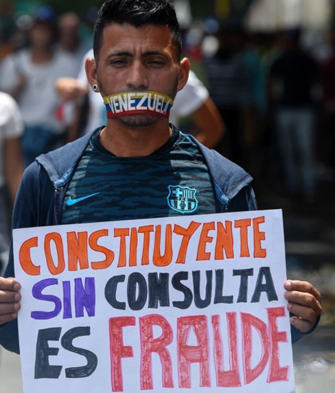 Instalan Asamblea Constituyente en Venezuela - protesta