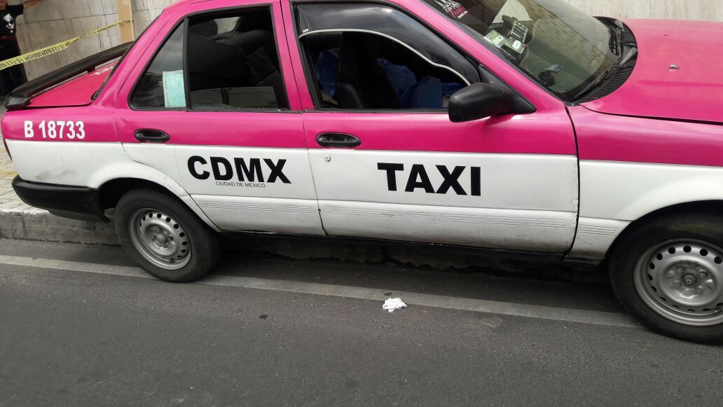 Muere taxista por infarto en la Doctores - taxi-1