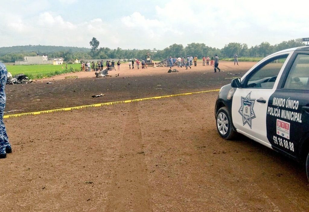 #Video Se estrellan aeronaves en base de Santa Lucía - tecamac-2