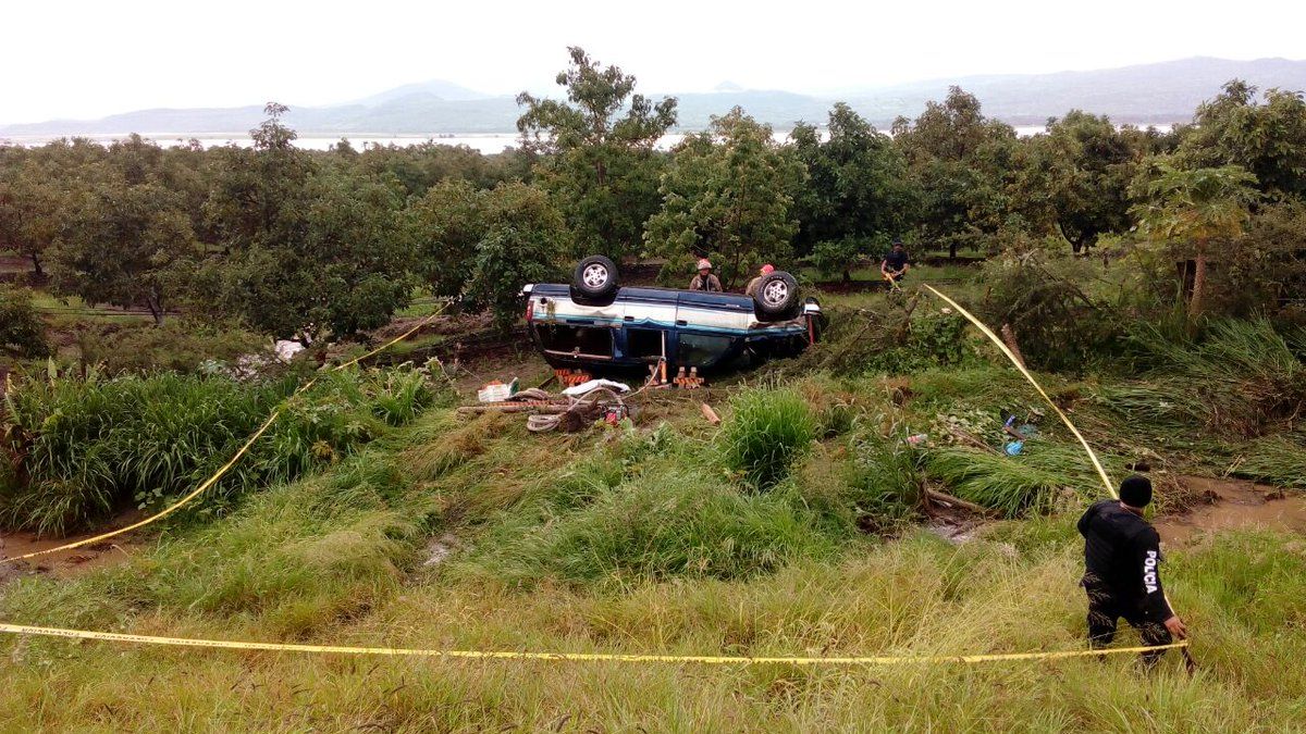 Accidente carretero deja un muerto y ocho heridos en Jalisco