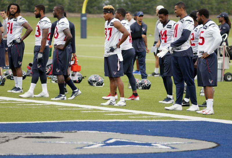 Cancelan juego entre Texanos y Vaqueros tras paso de Harvey - texanos