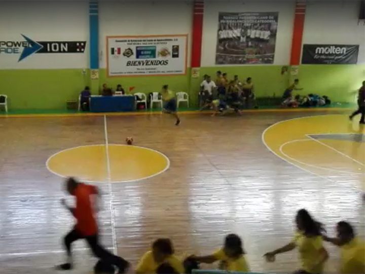#Video Tiroteo causa terror en partido de basquetbol en Aguascalientes