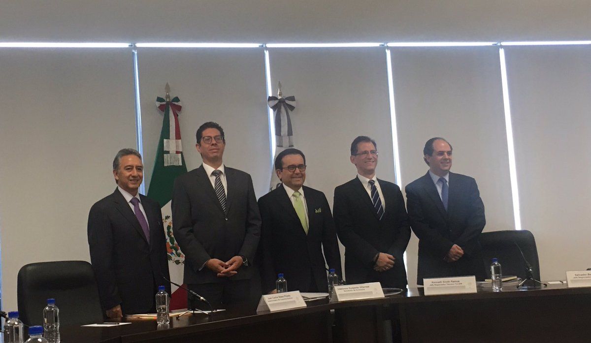 Presentan equipo de México para renegociación del TLC