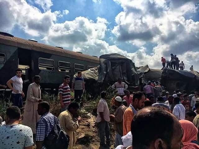 Choque de trenes deja al menos 36 muertos en Egipto Choque de trenes deja al menos 36 muertos en Egipto