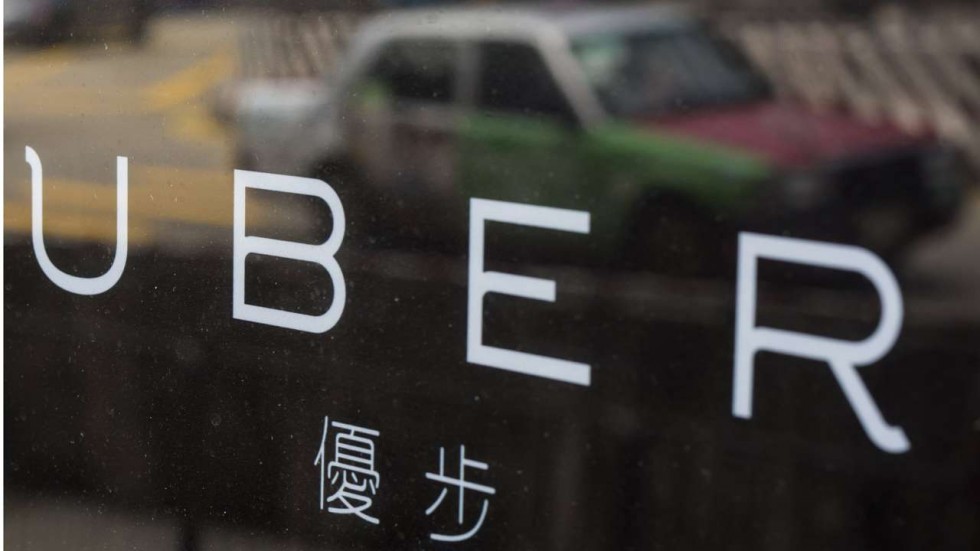 Uber aumenta 80 por ciento sus tarifas en Hong Kong
