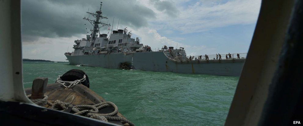 EE.UU. releva al comandante de la Séptima Flota tras accidentes - uss-john-mccain