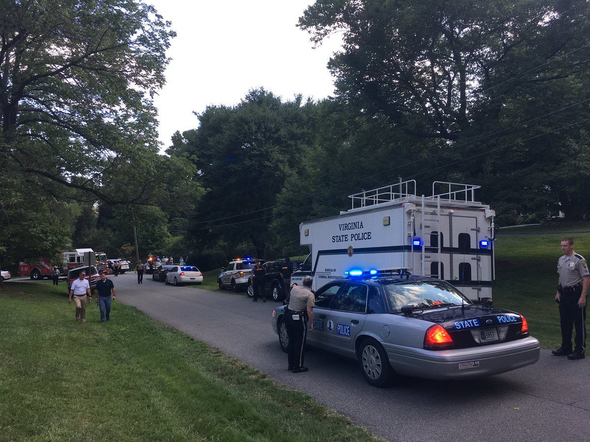 Vinculan caída de helicóptero con mitin de Virginia