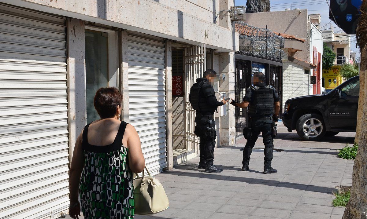 Roban 200 mil pesos a gerente de zapatería en Torreón