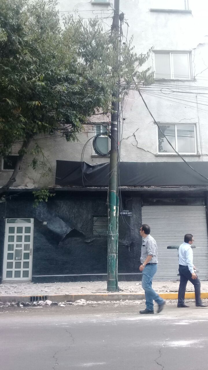 #Videos Colapsos y derrumbes de edificios durante sismo de 7.1 grados - 05