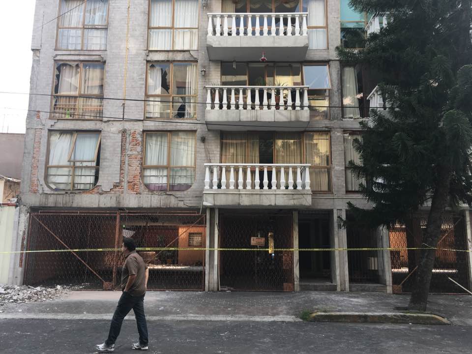 Demolerán, este sábado, 160 edificios dañados en la Ciudad de México - 21616208_10214257168246986_5709201535719257967_n