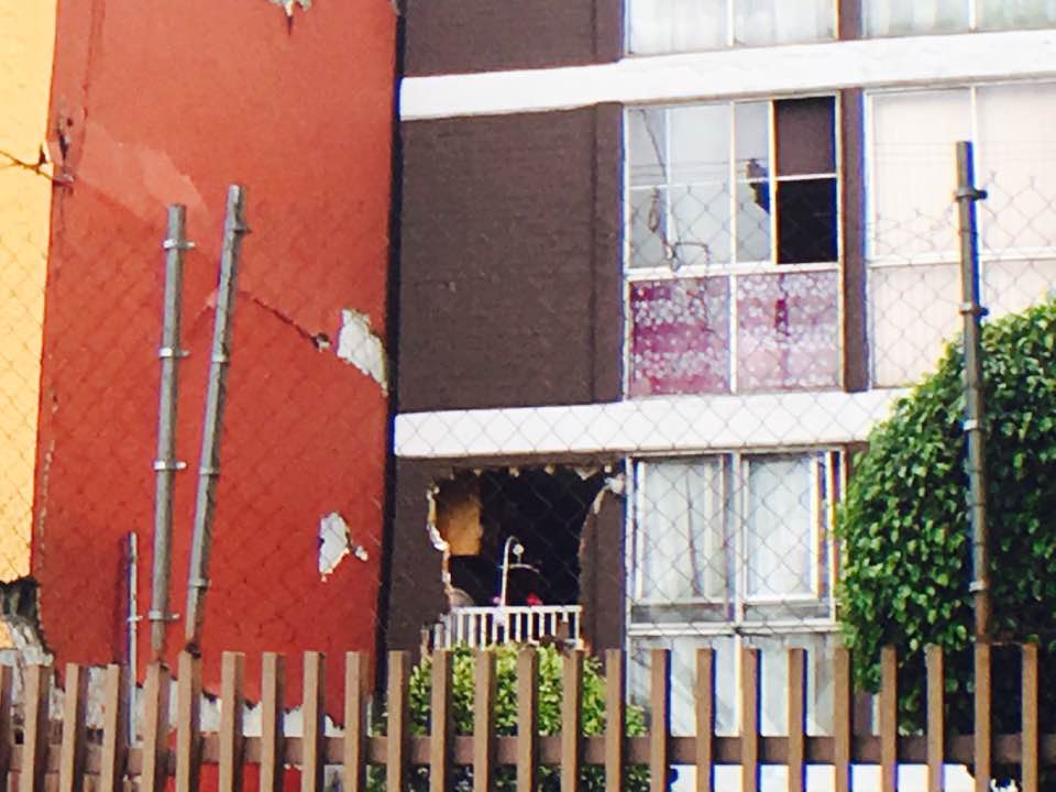 Miles de edificios dañados en la Ciudad de México - 21762105_10214274736766188_7898090635939222360_n