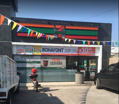 Empleada de tienda presiona botón de alerta y detienen a siete tras asalto - 7-eleven-rancho-guadalupe-captura-de-google-Maps
