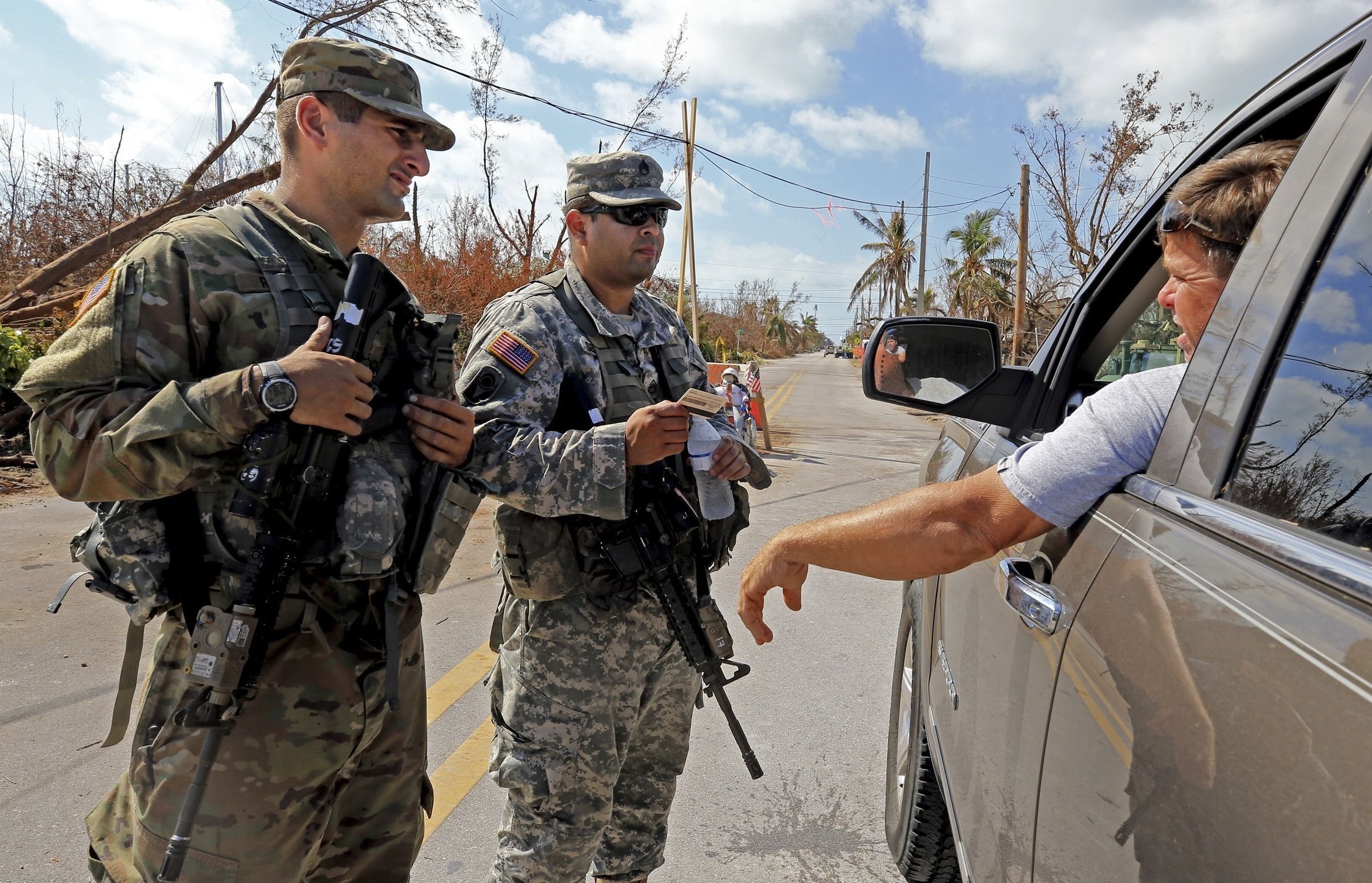 Continúa la recuperación de Florida tras el paso de Irma - AP17260815649941
