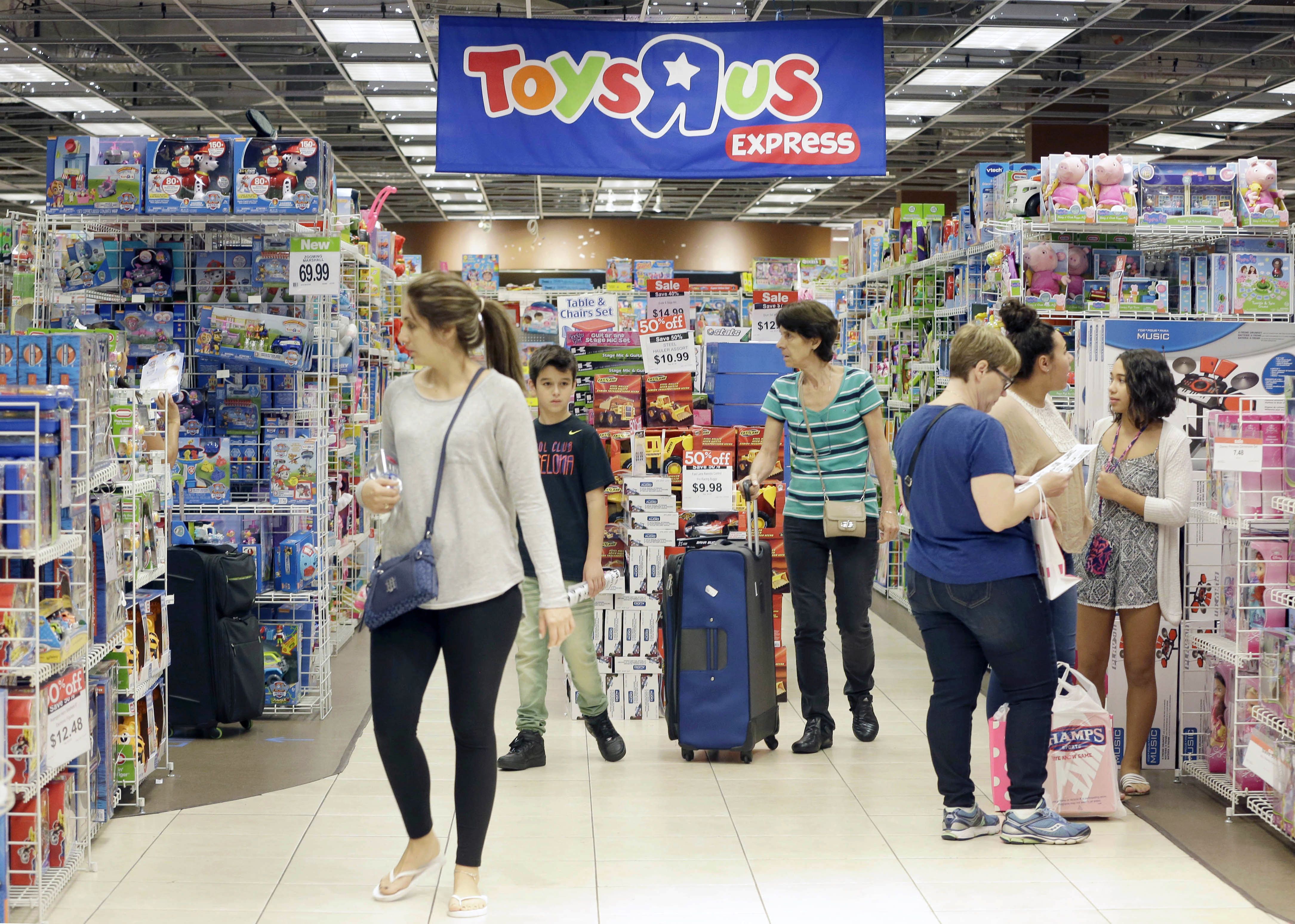 Toys 'R' Us apuesta por la realidad aumentada para salir de la bancarrota - AP17262259845322