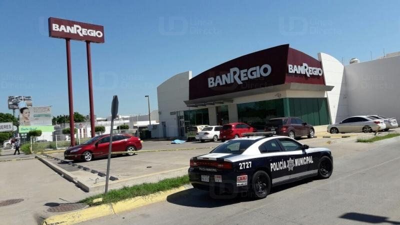 Intento de asalto en banco deja guardia de seguridad muerto en Culiacán - Banco-Culiacán-2-Foto-de-@koneocho