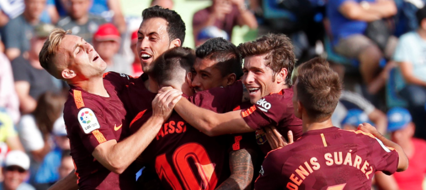 Barcelona remonta y sigue líder