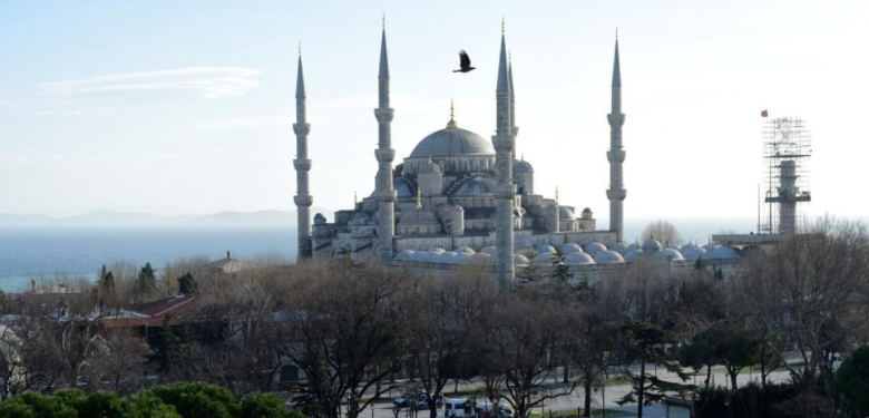 Detienen a 74 presunto miembros del Estado Islámico en Estambul