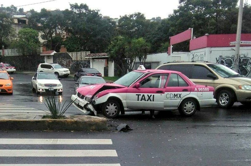 Choque en carretera Picacho-Ajusco