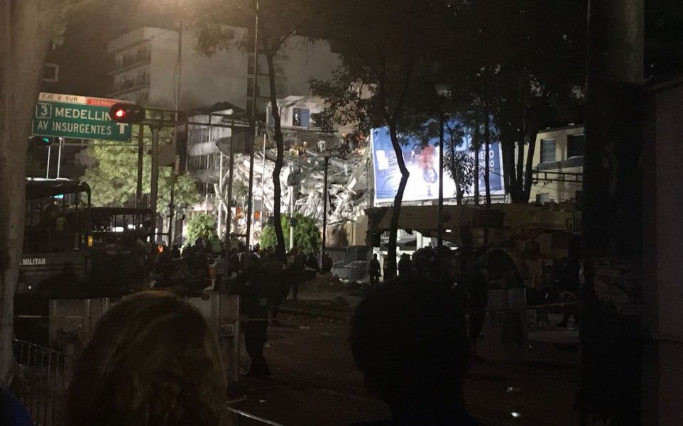 Aceleran labores de rescate en Roma Norte