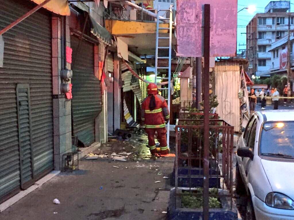 Explosión en tortillería en Veracruz deja ocho heridos - Explosión-mercado-de-Veracruz-Foto-de-@Art1llero