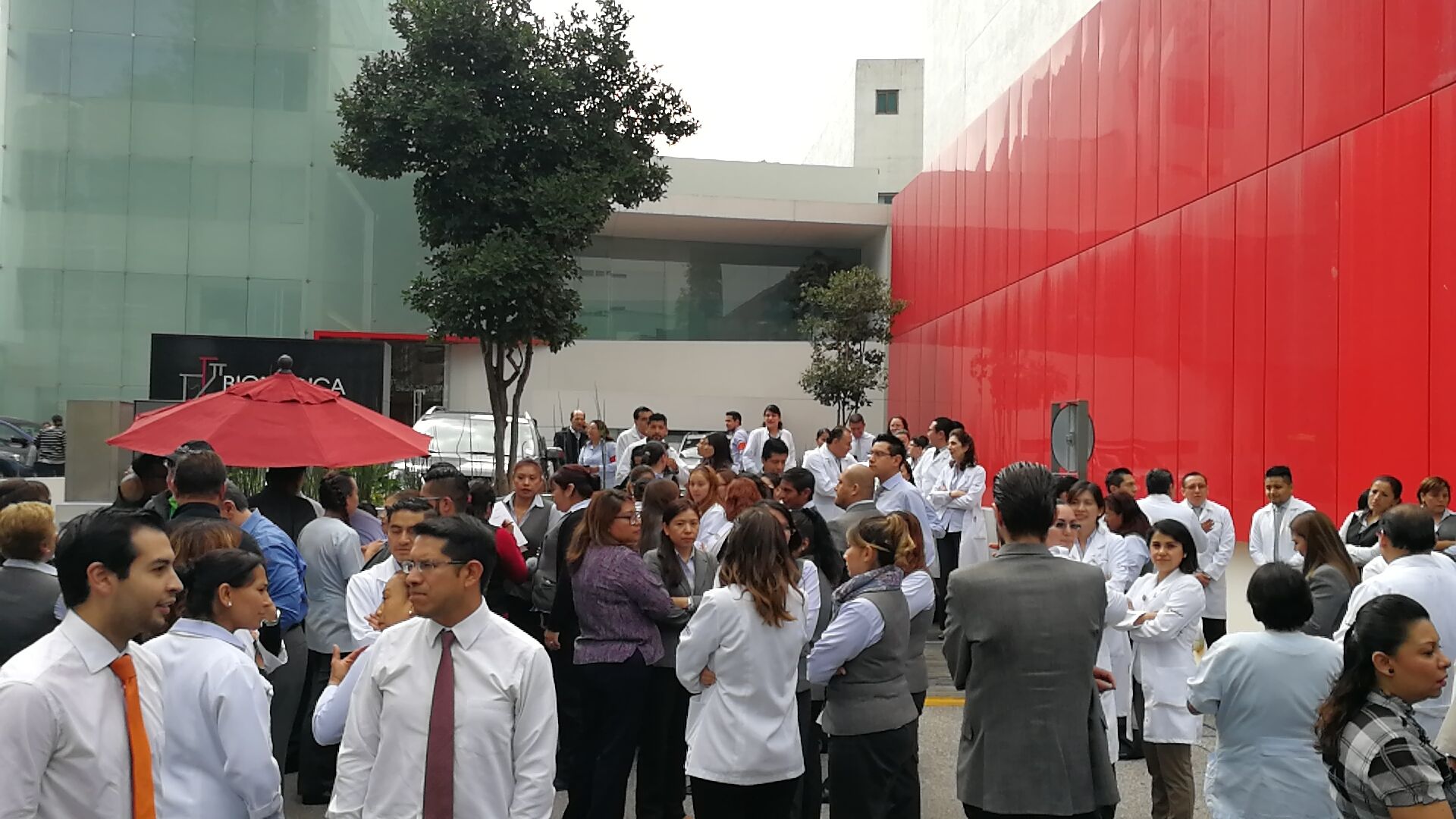 Capitalinos participan en simulacro de sismo sin incidentes