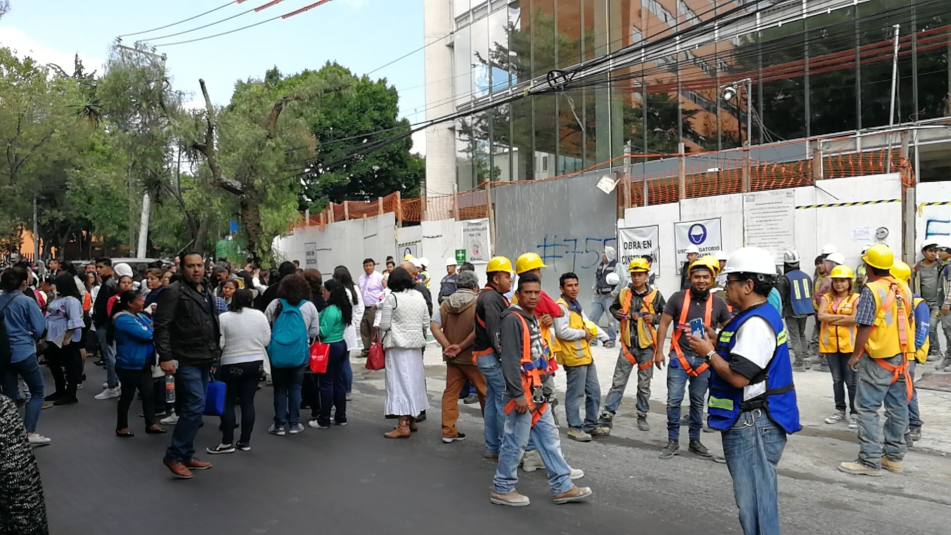 Capitalinos participan en simulacro de sismo sin incidentes - IMG_20170919_110358