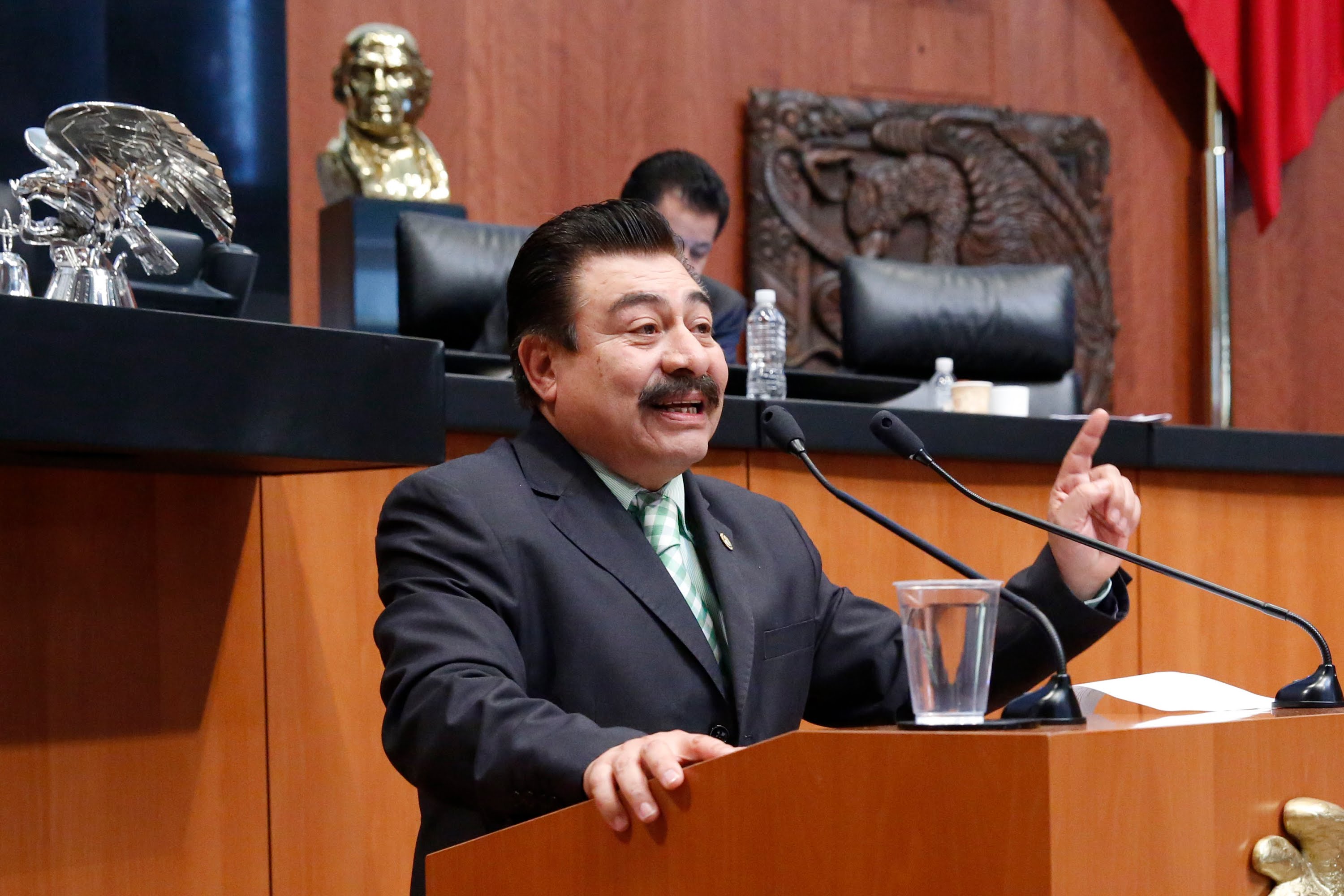 Senadores proponen mesas de trabajo con EE. UU. para ayudar a dreamers - Isidro-Pedraza-Foto-de-internet