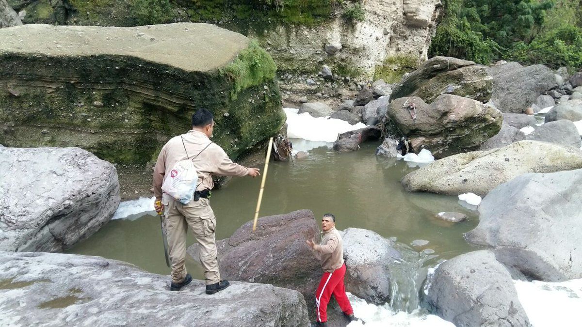 Encuentran cuerpo de menor en canal de Guadalajara