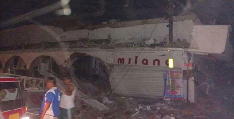 Terremoto provoca derrumbe de edificios en Juchitán