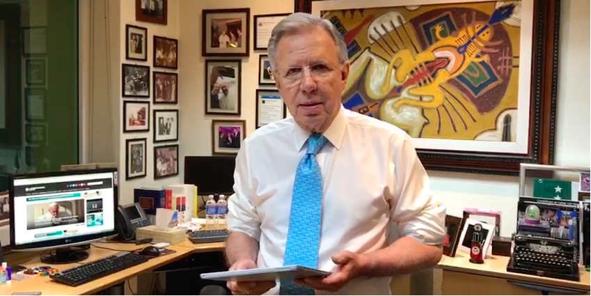 ¡Las noticias! Van 338 muertos por temblor