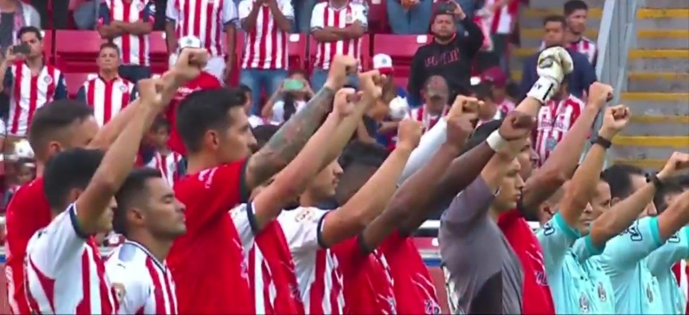 Lobos BUAP derrota a Chivas en primer partido de Liga MX tras sismo