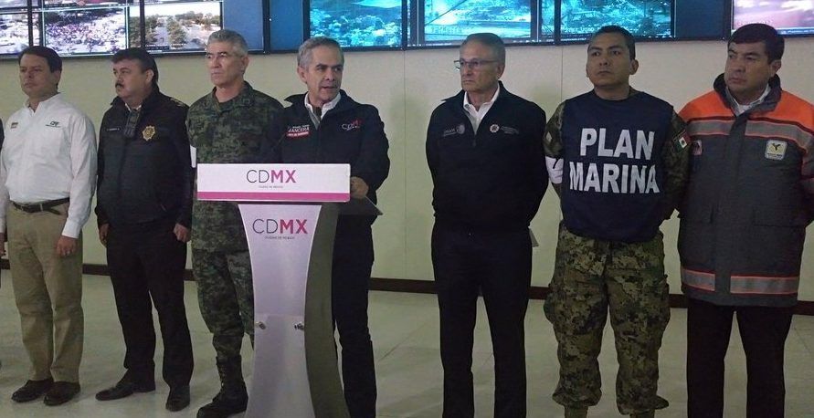 Ya son 137 muertos en la Ciudad de México por sismo: Mancera