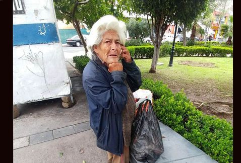Roban a mujer de la tercera edad que recoge latas para sobrevivir - Maribel-calle-subsiste-recogiendo-latas_MILIMA20170908_0194_8-1