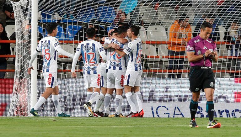 Pachuca aplasta a Cruz Azul y le quita el invicto - Pachuca-Cruz-Azul-Foto-de-Récord