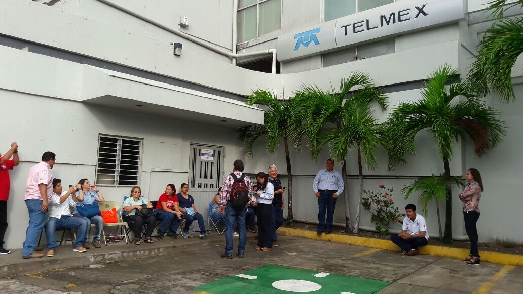 Empleados de Telmex realizan paro nacional - Paro-Nacional-Telmex-Foto-de-Quadratín-Veracruz