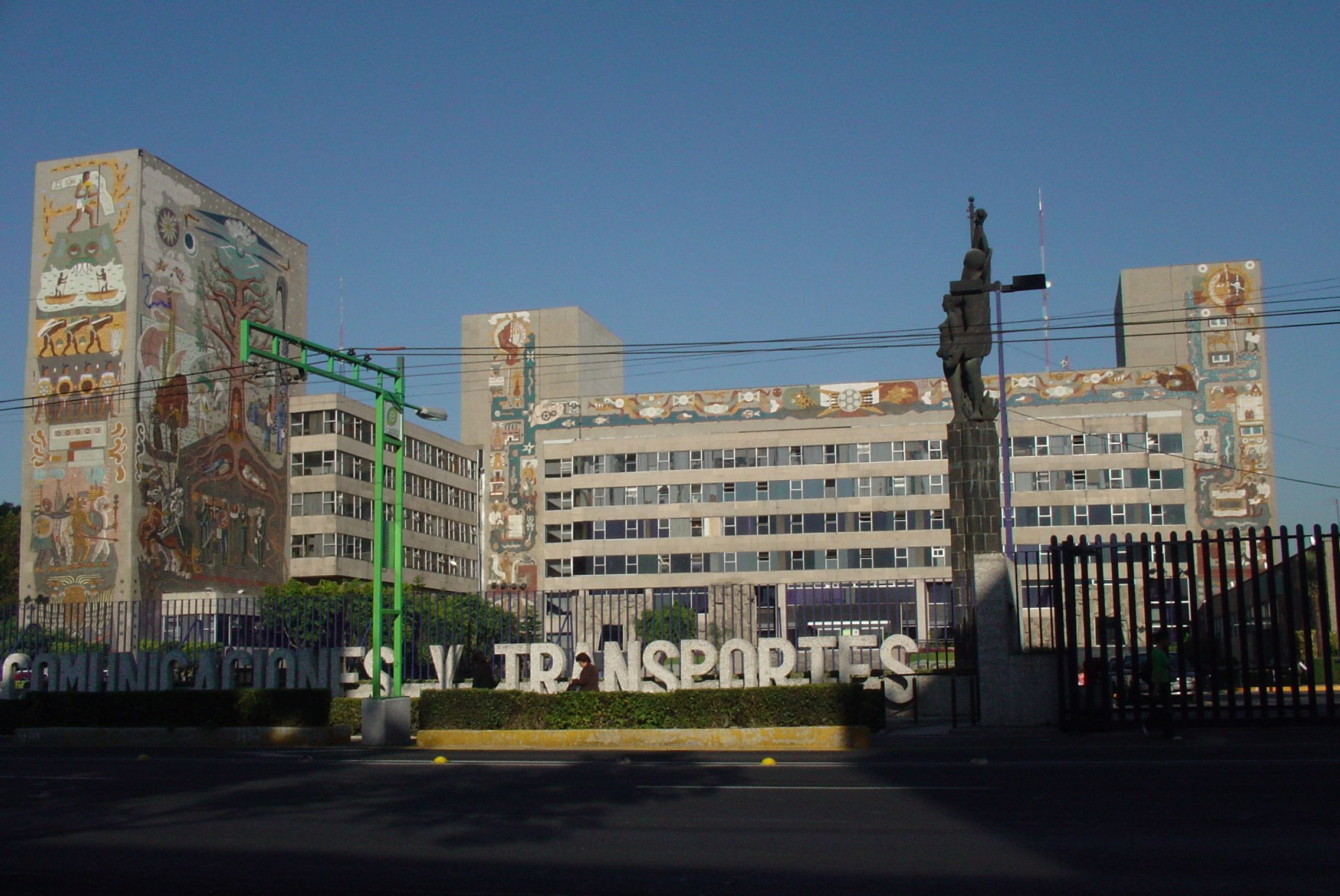 SCT determinará en 20 días condiciones del edificio del Centro Nacional
