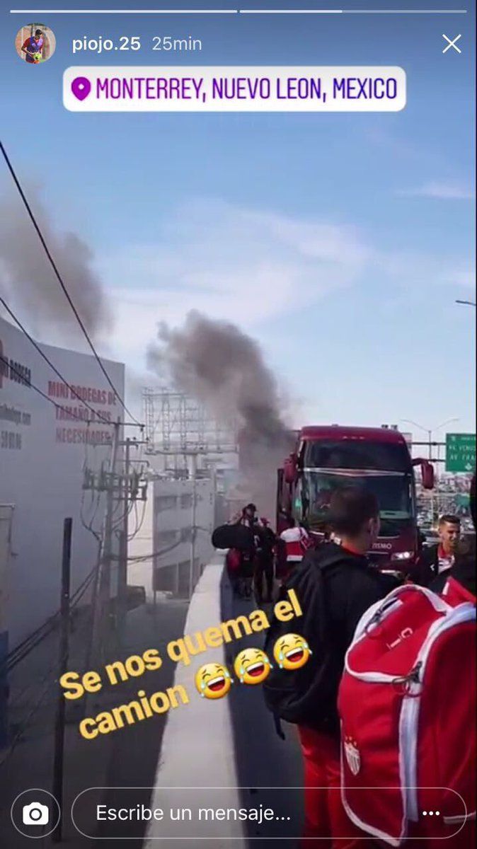 Se incendia camión del Necaxa - Se-quema-camión-Necaxa-Foto-de-Piojo.25