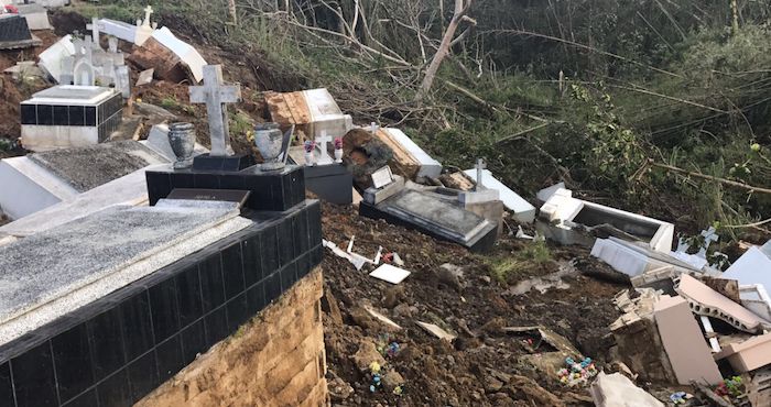 Huracán María sacó cadáveres de sus tumbas en Puerto Rico