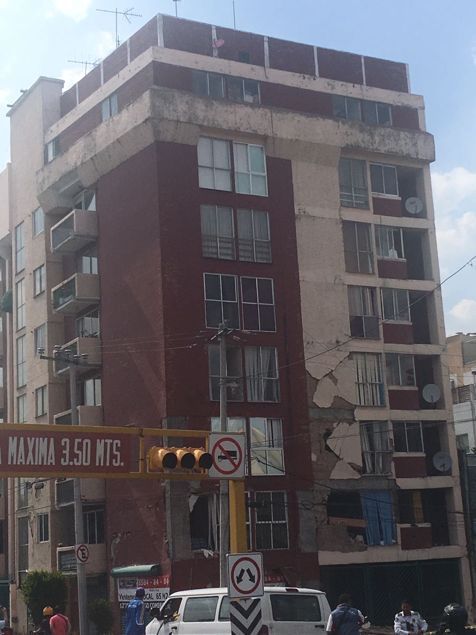 #Videos Colapsos y derrumbes de edificios durante sismo de 7.1 grados - WhatsApp-Image-2017-09-19-at-4.06.54-PM