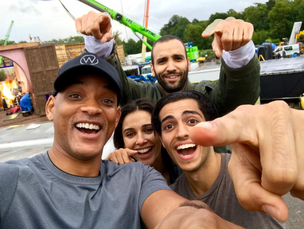 Comparten primer selfie en el set de 'Aladdín' - aladín