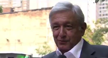 Que Monreal lo piense bien, no hay términos medios: AMLO