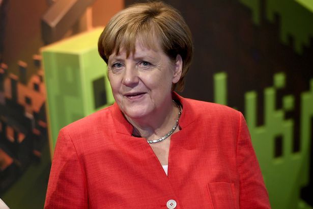 Merkel encabeza encuestas de salida en Alemania