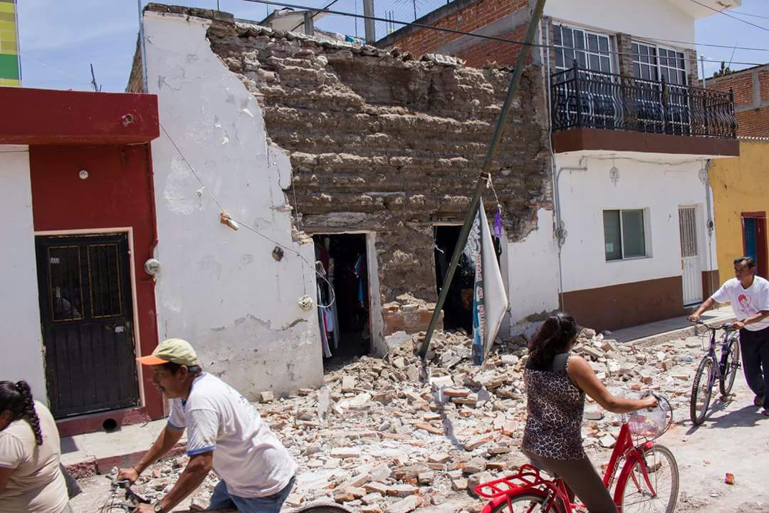 Más de 300 casas con pérdida total en Axochiapan, zona del epicentro