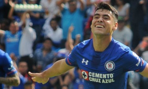Cruz Azul vence a Santos 2-1. Es tercero general - azul