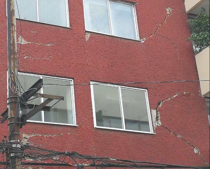 Vecinos de la Portales sorprendidos por apoyo recibido tras sismo