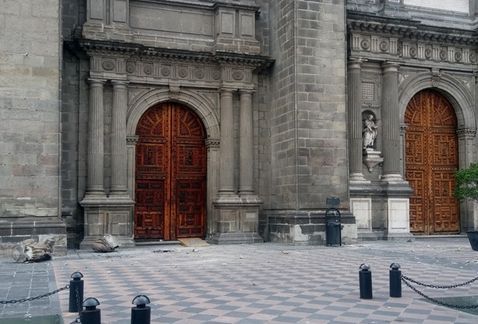 Catedral Metropolitana sufrió daños tras sismo - catedral-1