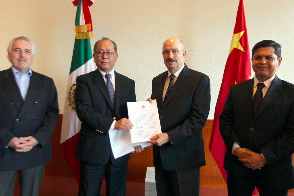 China dona un mdd para víctimas del sismo