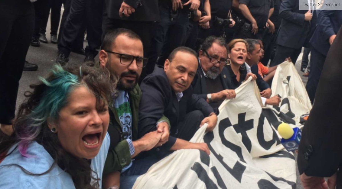 Trump condiciona DACA a sus políticas migratorias - daca-df