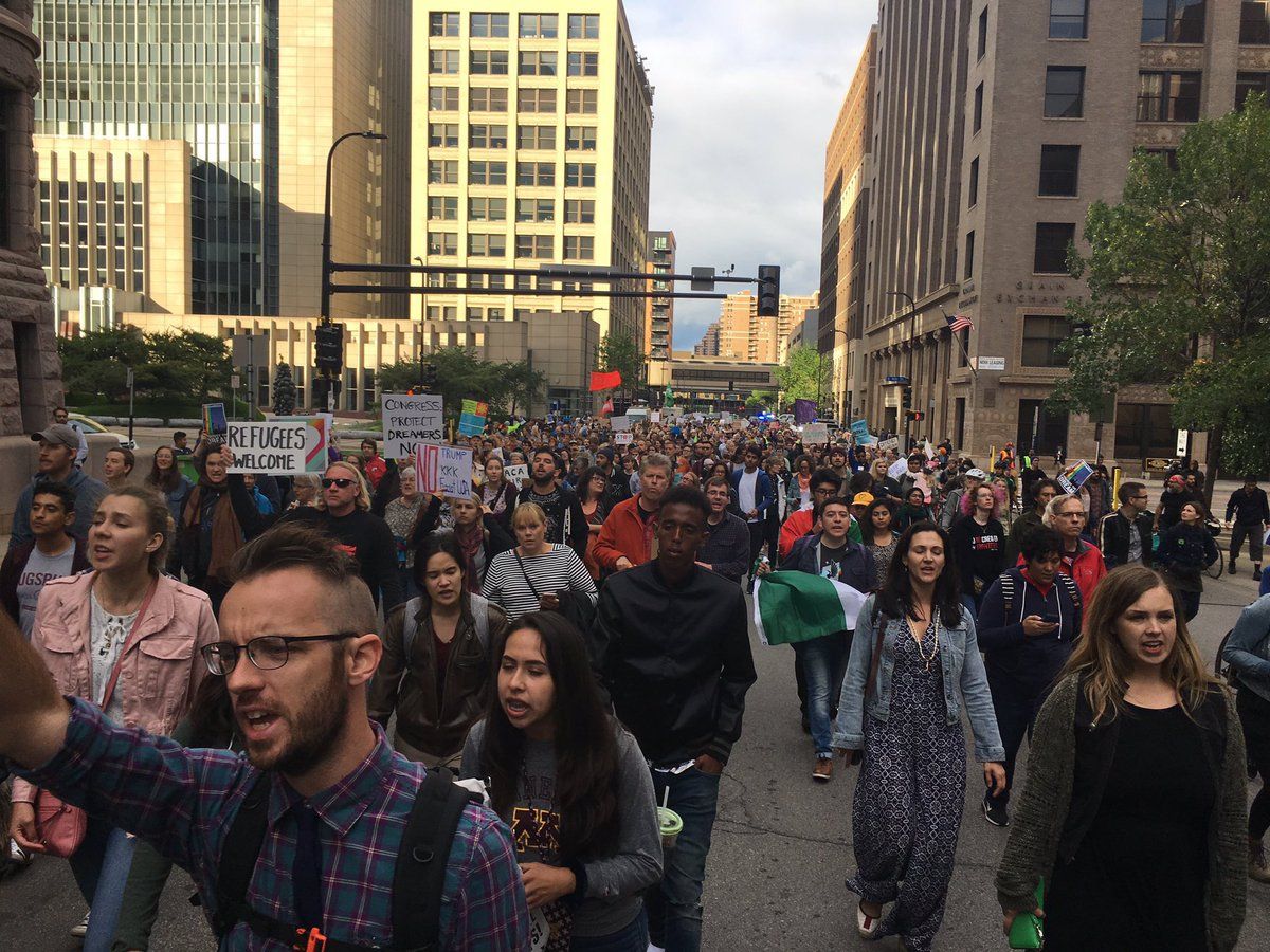 Arrestan a nueve mexicanos en NY en protesta a favor de DACA - daca-ny-3