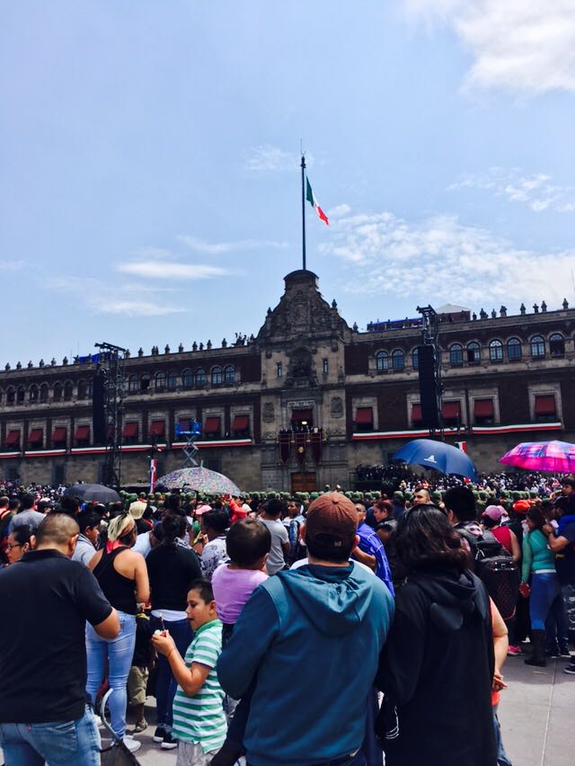 Concluye el Desfile Militar del 207 aniversario de la Independencia de México - dm1